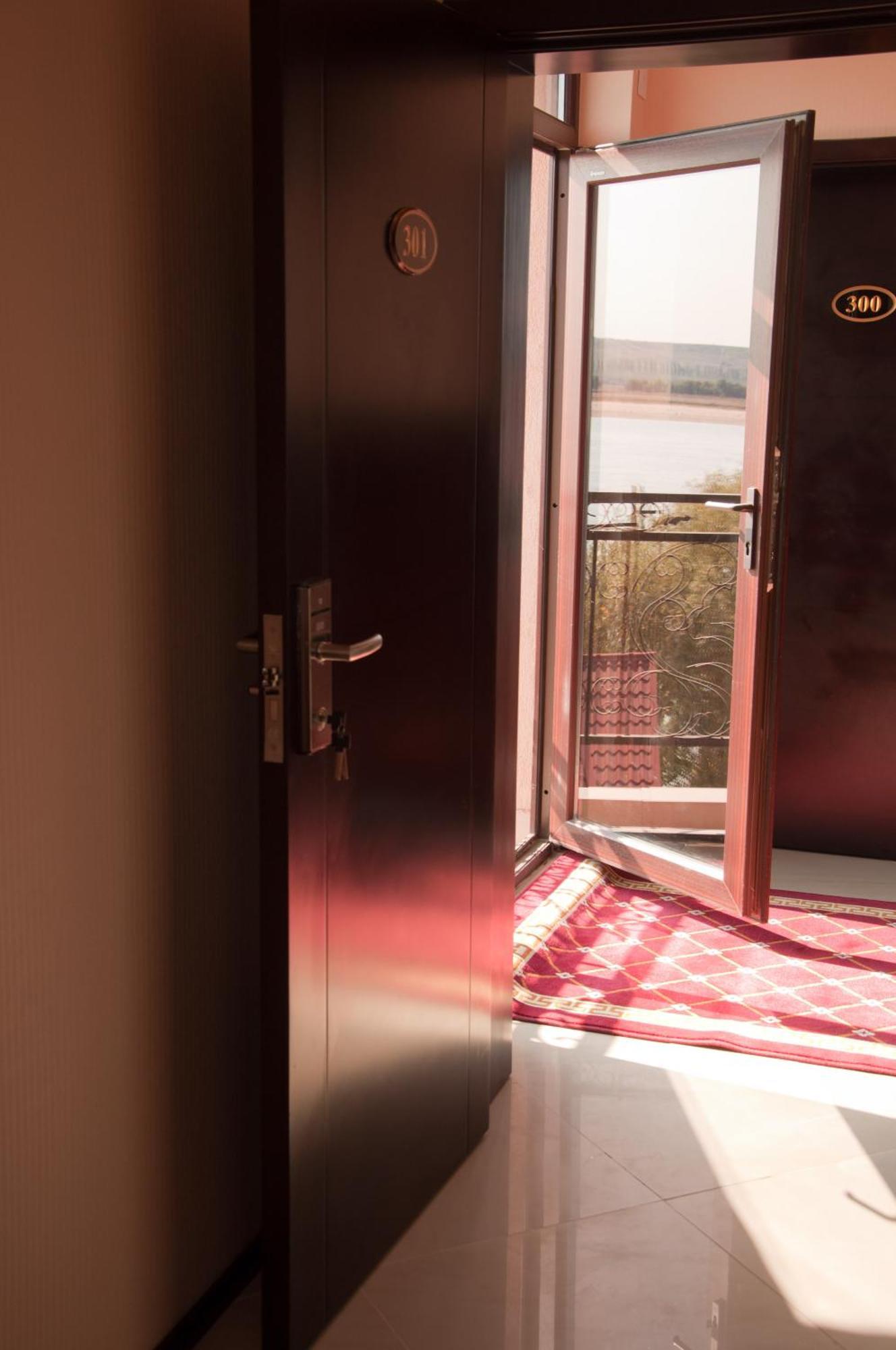 Hotel Baden カララシ エクステリア 写真